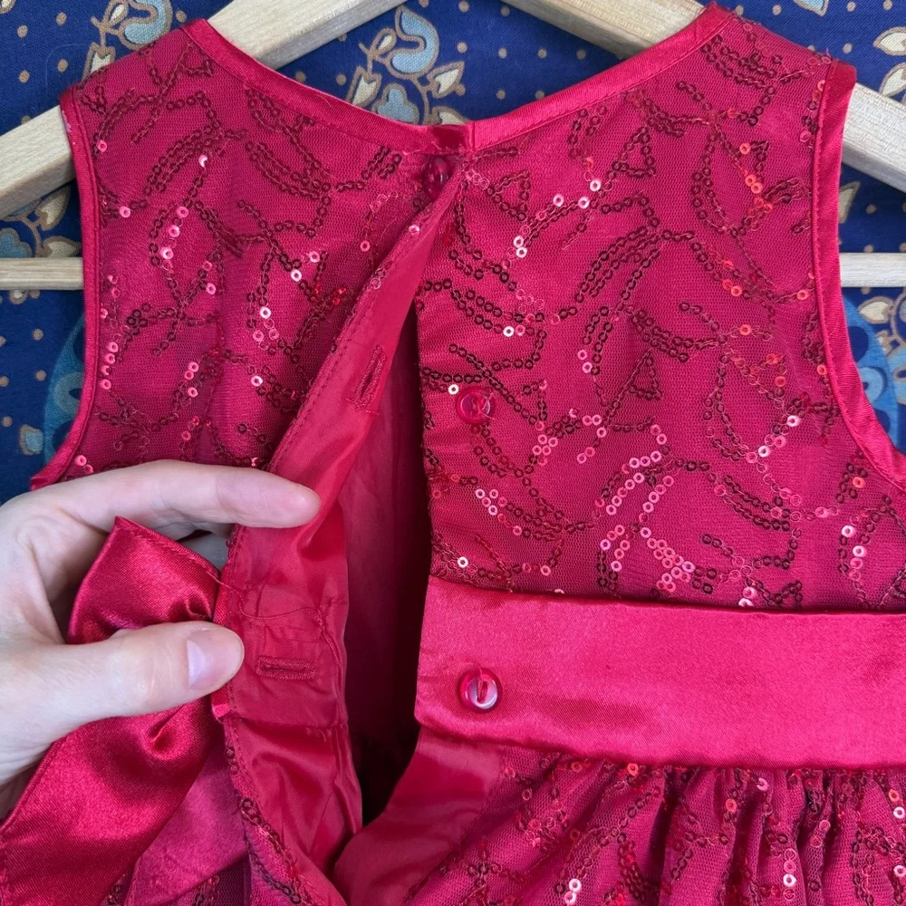 🦋5/20$🦋 Red Sleeveless Lace Dress - Picture 6 of 8
